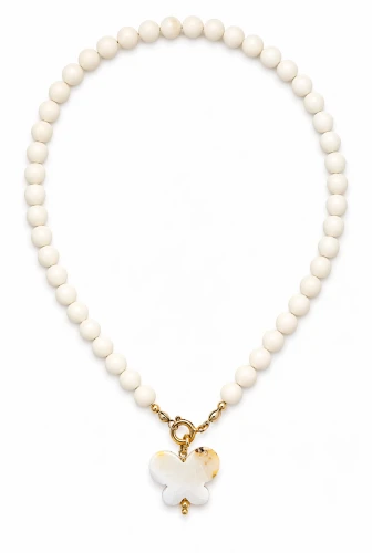IVORY BUTTERFLY- naszyjnik z motylem.png