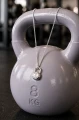 Naszyjnik Kettlebell srebro 925.png