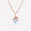 Naszyjnik ośmiornica z błękitną perłą Swarovski pastel blue w różowym złocie.png